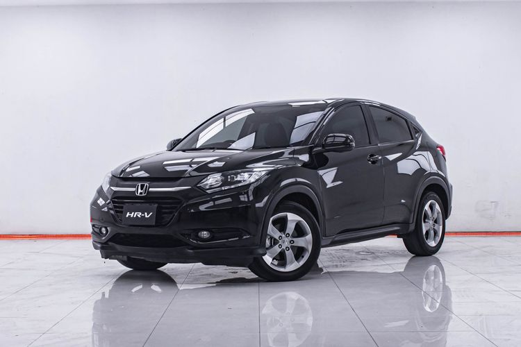 รถ Honda HR-V 1.8 E สี ดำ