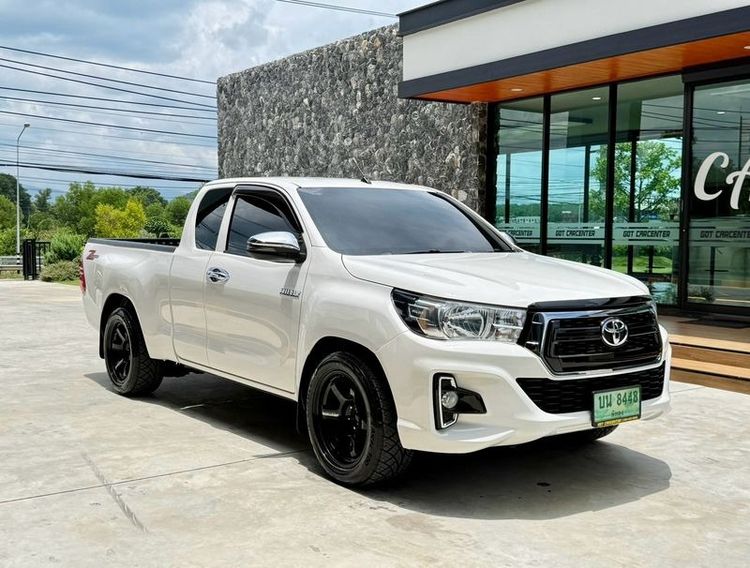 รถ Toyota Hilux Revo 2.4 Z Edition J Plus สี ขาว