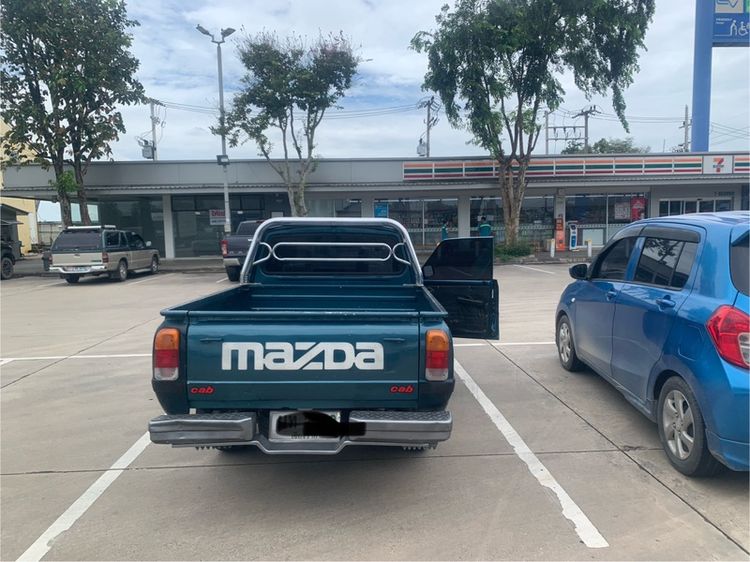 Mazda 626 2019 รุ่นย่อยอื่นๆ เบนซิน ไม่ติดแก๊ส เกียร์ธรรมดา เทา รูปที่ 3