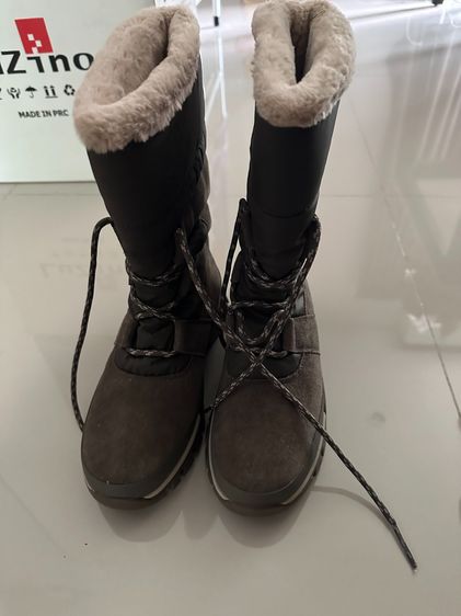 อื่นๆ น้ำตาล รองเท้าบูทหิมะผู้หญิงยี่ห้อTimberland มือหนึ่ง