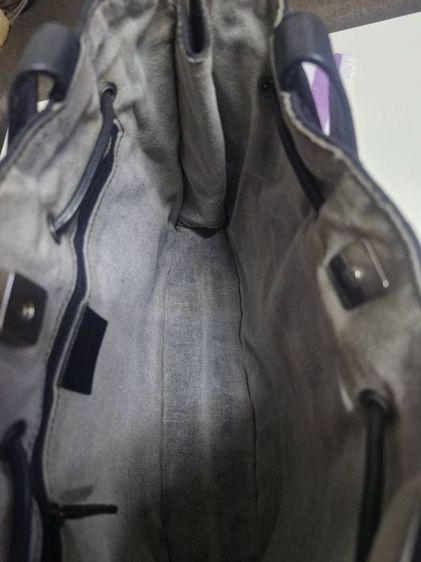 Gucci GG Canvas Drawstring Tote Bag สีดำ รูปที่ 5