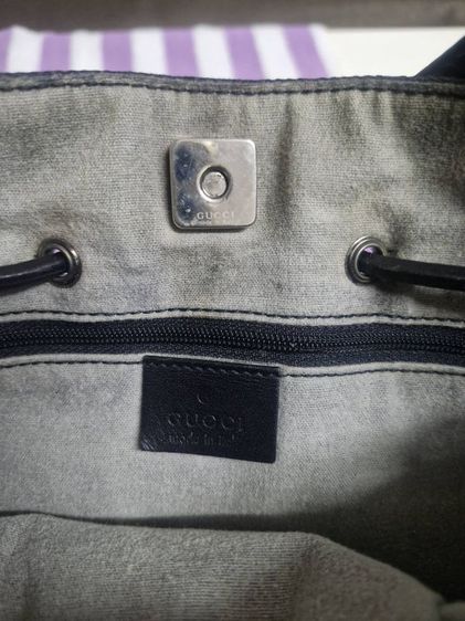 Gucci GG Canvas Drawstring Tote Bag สีดำ รูปที่ 3