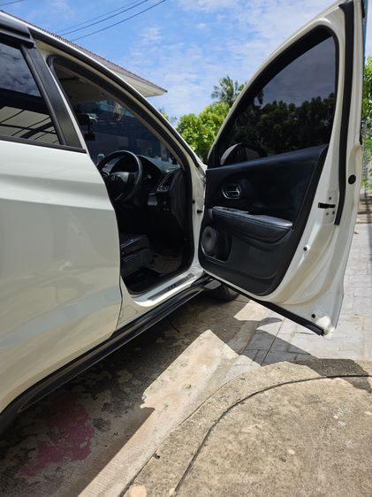 Honda HR-V 2015 1.8 E Utility-car เบนซิน เกียร์อัตโนมัติ ขาว รูปที่ 3