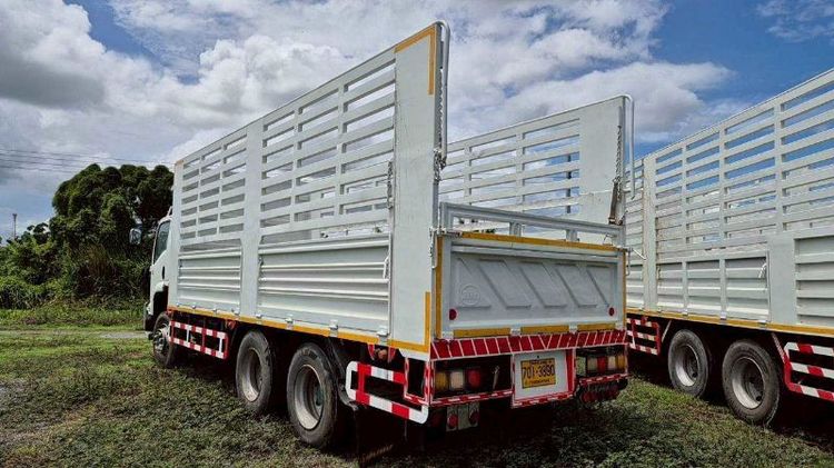ขาย isuzu deca FTR 240 แรง คอก รูปที่ 9