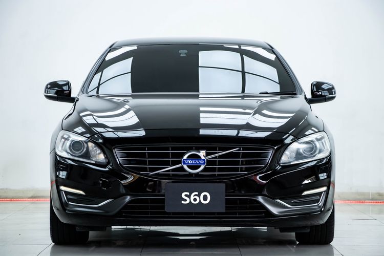 Volvo S60 2014 1.6 Drive Sedan เบนซิน ไม่ติดแก๊ส เกียร์อัตโนมัติ ดำ รูปที่ 4