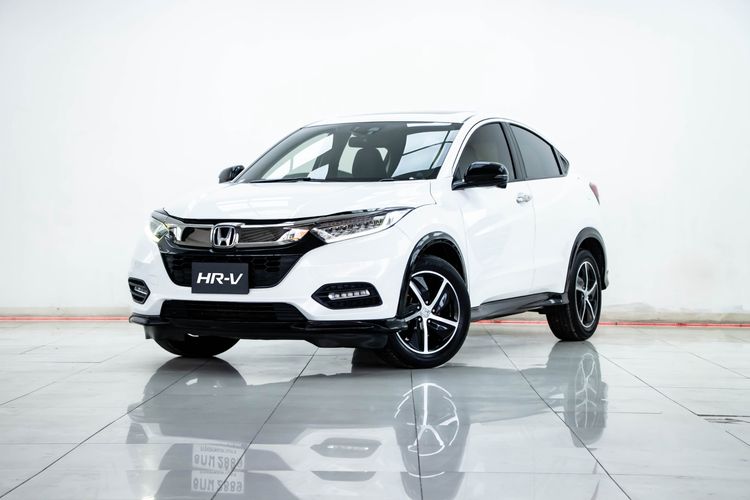 รถ Honda HR-V 1.8 RS สี ขาว