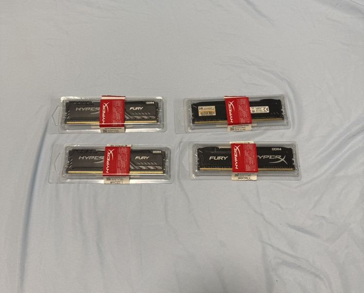 อื่นๆ Ram มือสอง Fury HyperX 8GB DDR4 2400 ตัวละ 1,200.-