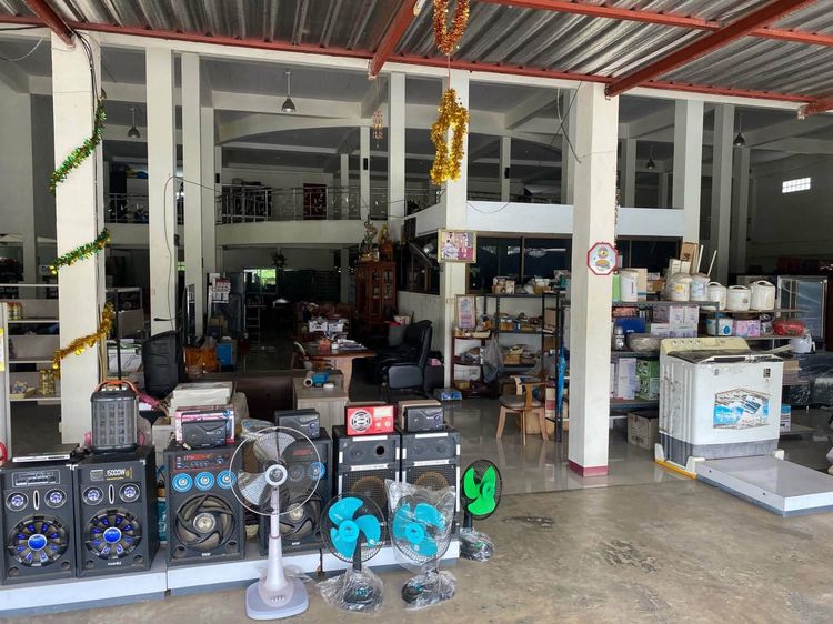 บ้านพร้อมที่ดินและอาคารพาณิชย์ รูปที่ 3