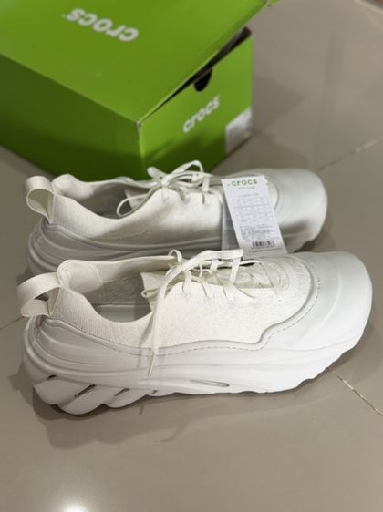 Crocs echo surge