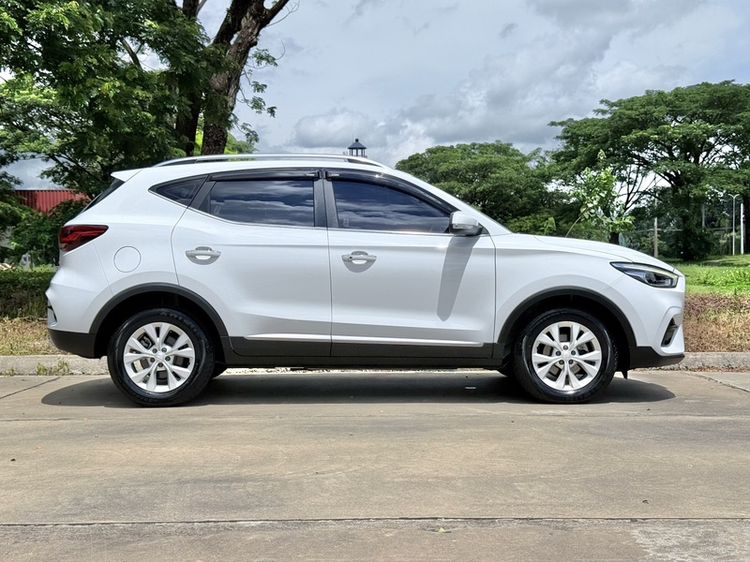 MG ZS 2022 1.5 D Utility-car เบนซิน เกียร์อัตโนมัติ ขาว รูปที่ 3