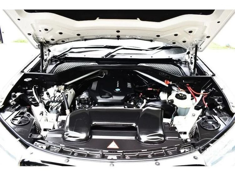 BMW X5 2016 2.0 sDrive25d Utility-car ดีเซล ไม่ติดแก๊ส เกียร์อัตโนมัติ ขาว รูปที่ 2