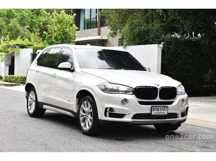 รถ BMW X5 2.0 sDrive25d สี ขาว