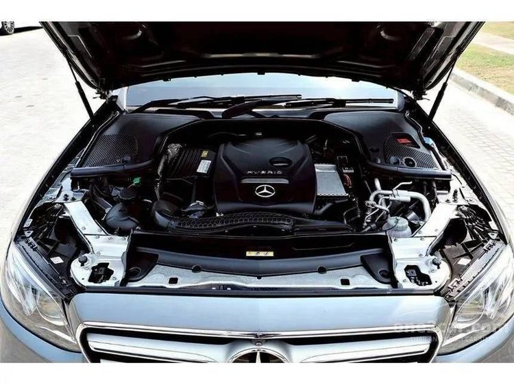 Mercedes-Benz E-Class 2018 E350e Sedan ปลั๊กอินไฮบริด (PHEV) ไม่ติดแก๊ส เกียร์อัตโนมัติ เทา รูปที่ 2