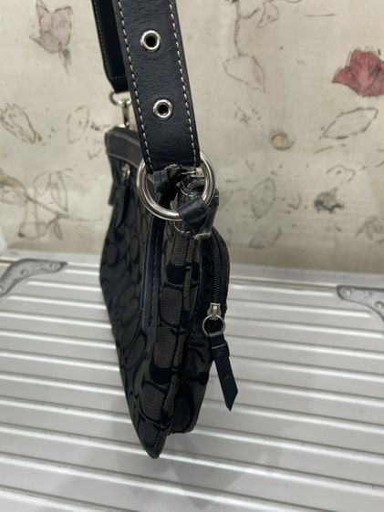 Coach สะพายไหล่ ของแท้ สภาพดี 990บาท รูปที่ 8