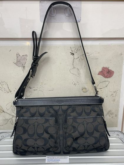 Coach สะพายไหล่ ของแท้ สภาพดี 990บาท