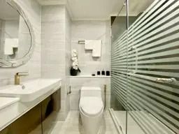 มีบางส่วน 2022 Dusit Grand Park 2 Studio 25.06 sqm — Thai Quota, Pool View รูปที่ 4