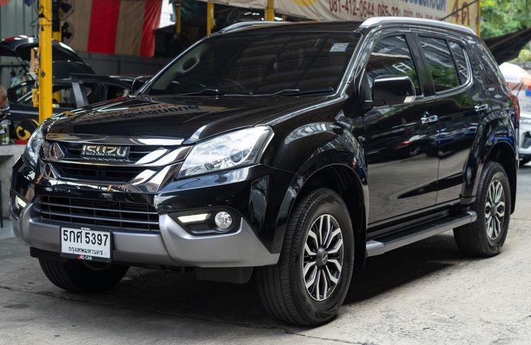 Isuzu MU-X 2017 3.0 Utility-car ดีเซล ไม่ติดแก๊ส เกียร์อัตโนมัติ ดำ รูปที่ 2