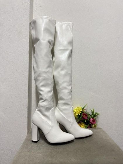 รองเท้าบูทยาวสีขาว ทรง over-the-knee ถุงเท้าแบบยืด (Stretch boots) รูปที่ 3