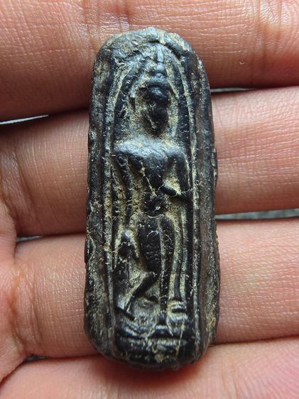 พระลีลาเม็ดขนุน AB336