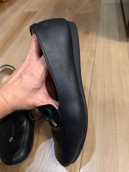 Hush Puppies รองเท้าหนัง Loafer ผู้หญิง สีดำ รูปที่ 9