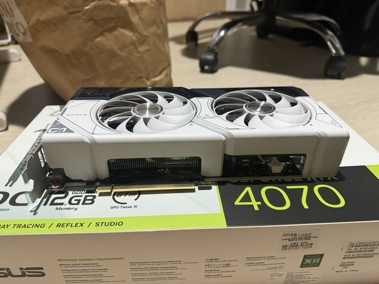 ASUS RTX4070 Dual white 12 gb รูปที่ 2