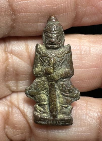 องค์ละ1550🙏รูปหล่อท้าวเวชสุวรรณ🙏พระราหูกะลาตาเดียวแกะ เก่า มีจาร พร้อมเลี่ยมเดิมหนาๆ
