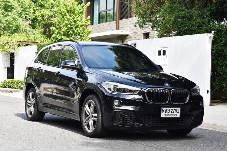 BMW X1 2018 2.0 sDrive20d M Sport Utility-car ดีเซล ไม่ติดแก๊ส เกียร์อัตโนมัติ ดำ