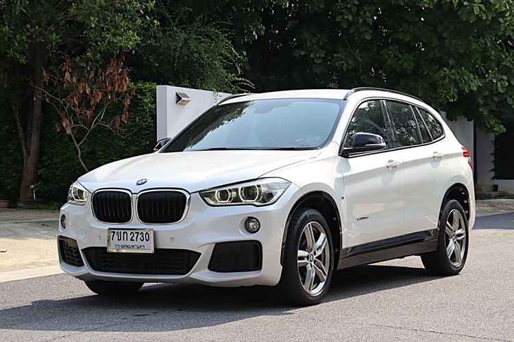 รถ BMW X1 2.0 sDrive18d M Sport สี ขาว