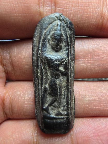 พระลีลาเม็ดขนุน AB328