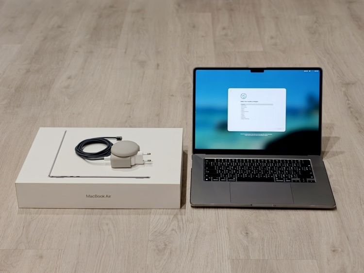 Apple Macbook Air 15“ 8gb M3 512Gb สภาพดีมาก แบตปกติ ไม่มีตำหนิ ใช้งานน้อย