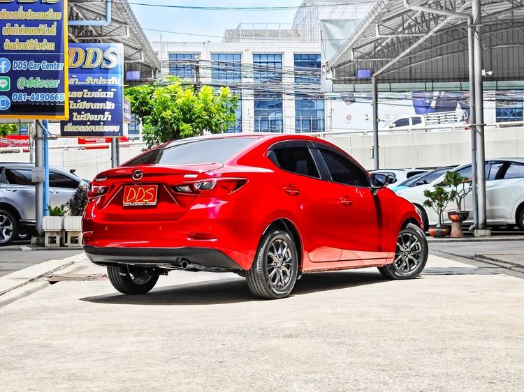 Mazda Mazda 2 2018 1.3 High Connect Sedan เบนซิน เกียร์อัตโนมัติ แดง รูปที่ 2