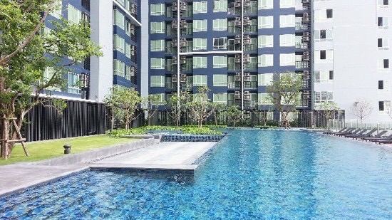 คอนโดทำเลสวย ใกล้ BTS อ่อนนุช โครงการ The Base Sukhumvit 77 วิวสูง สวย    Free maintenance fee for 1 yearCondo with Foreign quota available