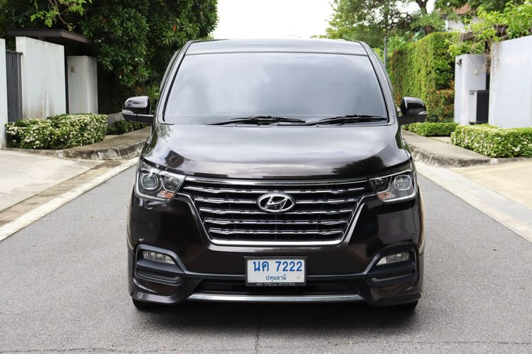 Hyundai H-1  2020 2.5 Deluxe Utility-car ดีเซล ไม่ติดแก๊ส เกียร์อัตโนมัติ น้ำตาล รูปที่ 3