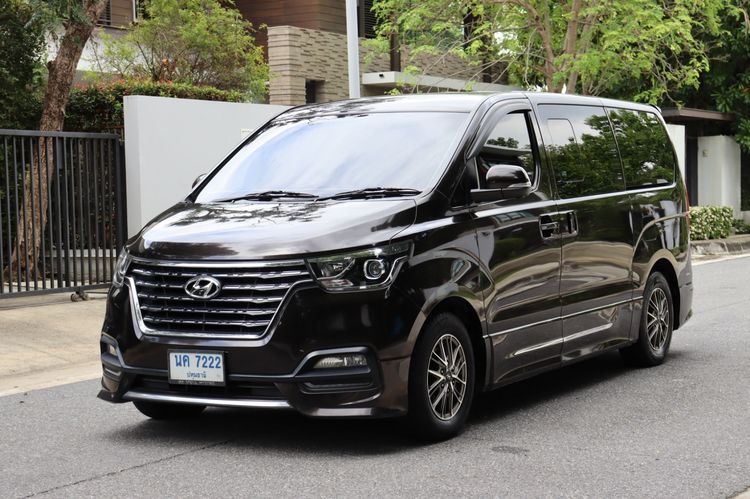 2020 Hyundai H-1 2.5 (ปี 18-24) Deluxe Van
