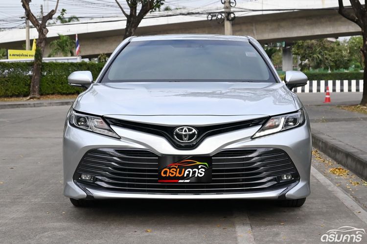 Toyota Camry 2018 2.0 G Sedan เบนซิน ไม่ติดแก๊ส เกียร์อัตโนมัติ บรอนซ์เงิน รูปที่ 2