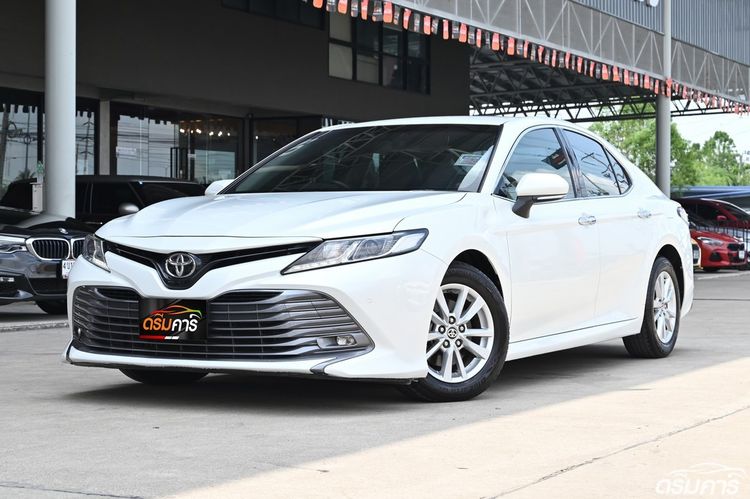 Toyota Camry 2021 2.0 G Sedan เบนซิน ไม่ติดแก๊ส เกียร์อัตโนมัติ ขาว