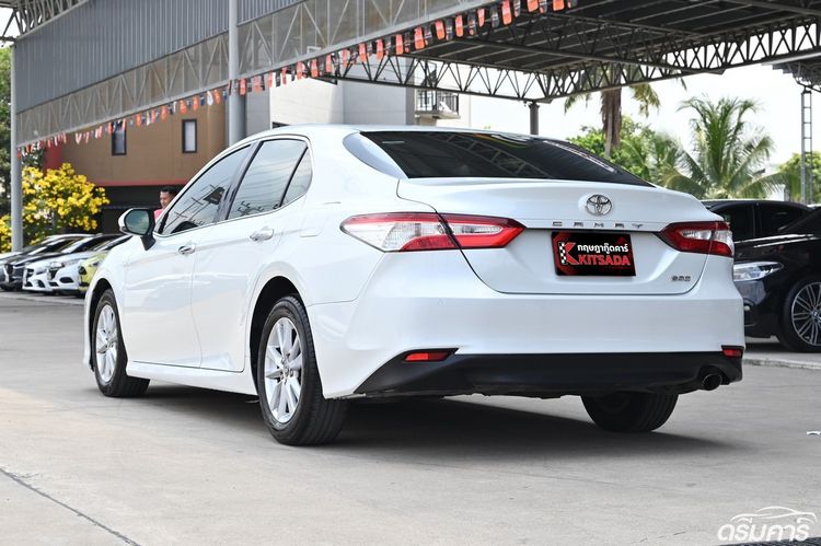 Toyota Camry 2021 2.0 G Sedan เบนซิน ไม่ติดแก๊ส เกียร์อัตโนมัติ ขาว รูปที่ 3