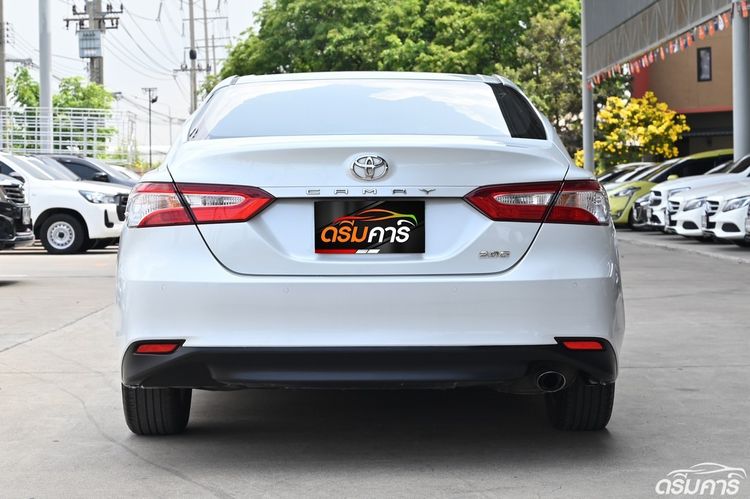Toyota Camry 2021 2.0 G Sedan เบนซิน ไม่ติดแก๊ส เกียร์อัตโนมัติ ขาว รูปที่ 4