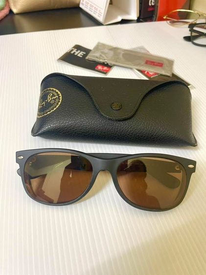 Ray-Ban wayfarer