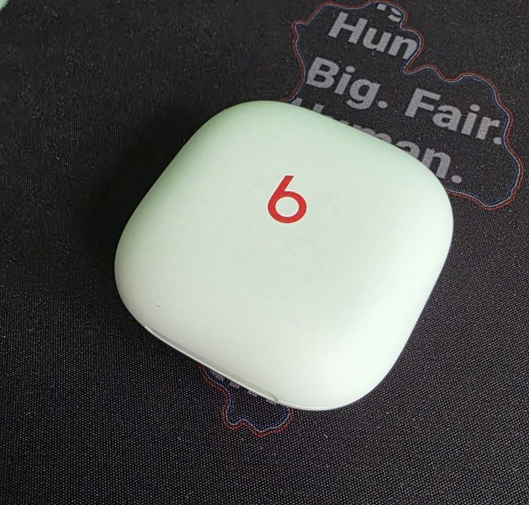 ​🎧 หูฟังไร้สายใส่ออกกำลังกายไม่เคยหลุด! Beats Fit Pro (Sage Gray) Chip H1 เชื่อมไว อุปกรณ์ครบกล่อง สภาพดีมาก เบสแน่น ตัดเสียงเงียบกริบ รูปที่ 3