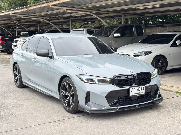 รถ BMW Series 3 320d สี เทา