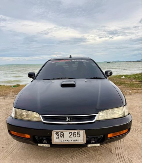 รถ Honda Accord 2.2 VTi EX สี ดำ