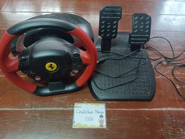 พวงมาลัยจำลองสำหรับเล่นเกมขับรถ (Gaming Steering Wheel) รุ่น Thrustmaster Ferrari Red Legend Edition