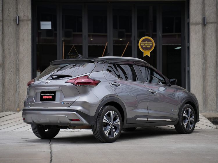 Nissan Kicks 2021 1.2 VL Sedan เบนซิน เกียร์อัตโนมัติ เทา รูปที่ 2