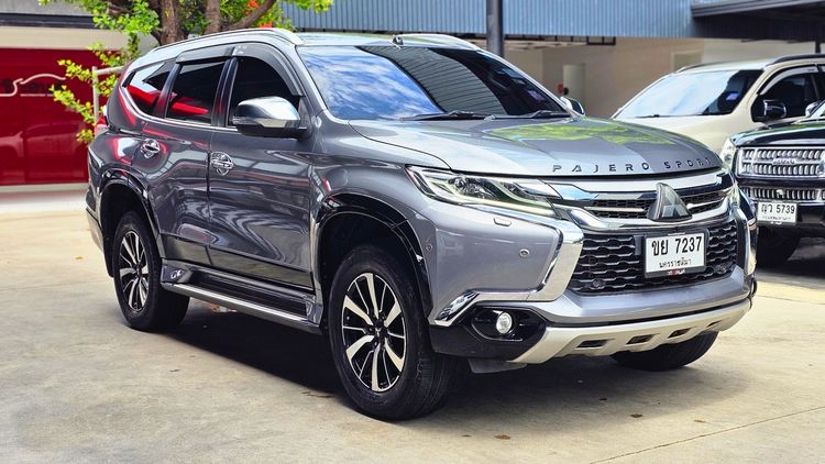 Mitsubishi Pajero Sport 2017 2.4 GT Premium 4WD ดีเซล รูปที่ 3