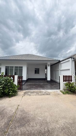 อื่นๆ มีบางส่วน สร้างเสร็จก่อน 2010 🏡 บ้านเดี่ยวชั้นเดียวรีโนเวทใหม่ ทำเลหนองผึ้ง–สารภี