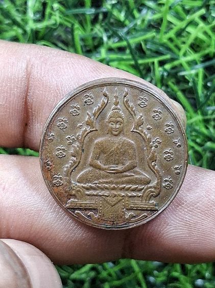 (ปิดแล้วครับ)พระเหรียญเก่า เนื้อโลหะสีมะขามเปียก ไม่ทราบที่