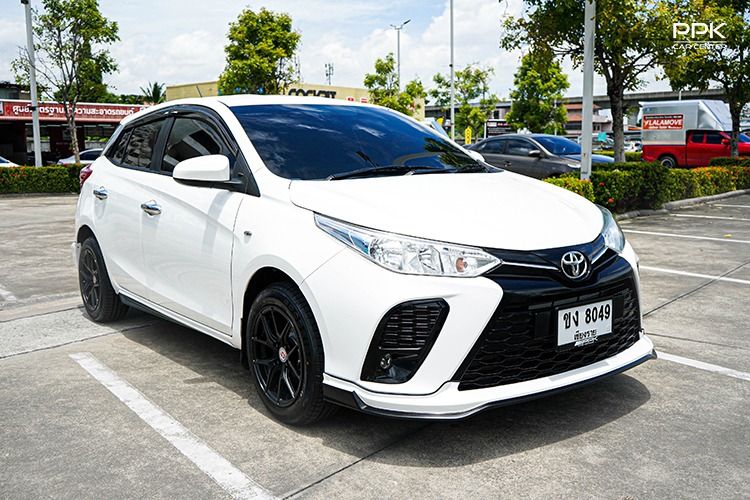 Toyota Yaris 2022 1.2 Entry Sedan เบนซิน ไม่ติดแก๊ส เกียร์อัตโนมัติ ขาว รูปที่ 3