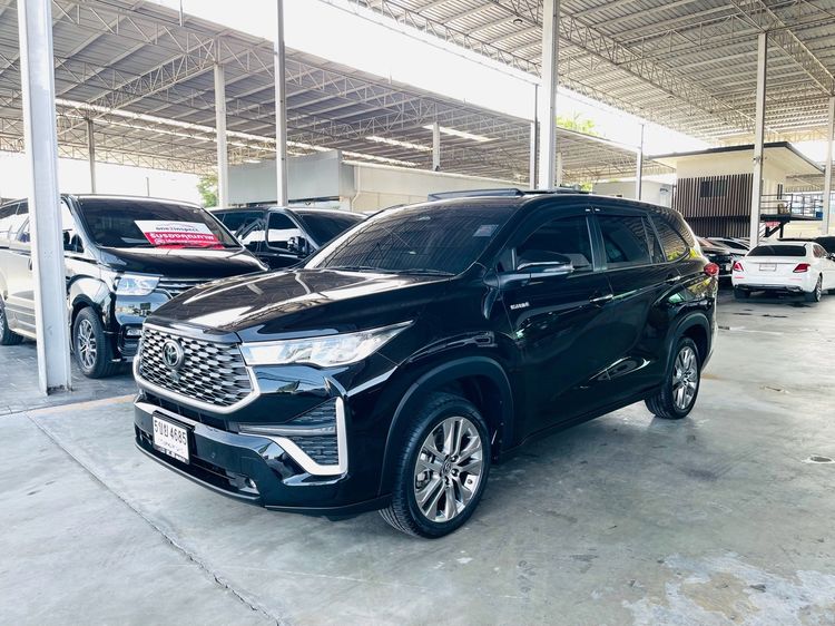 รถ Toyota Innova 2.0 Zenix HEV Premium สี ดำ