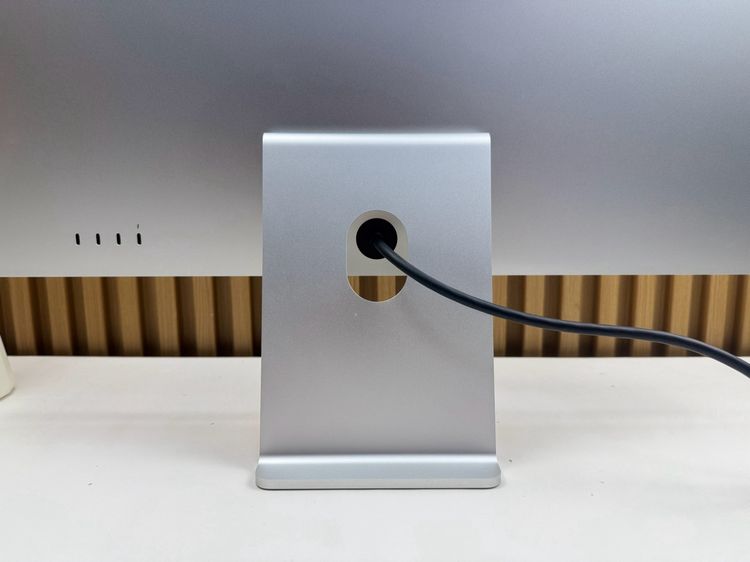 Studio Display 27-inch Retina 5K Standard Glass รูปที่ 8